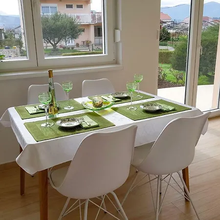 Appartement Mobine *